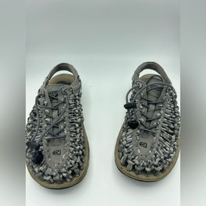 Keen Uneek Women’s Sport Sandals Neutral Dusty Olive/Brindle 1018690 Size 7.5